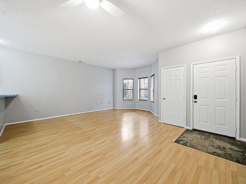 46 Victorian Gate Way, Columbus, OH 43215 Photo 4