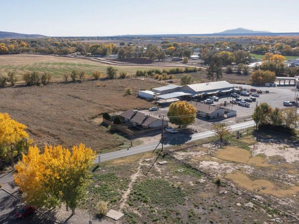 102-104 Nathan Court, Los Lunas, NM 87031