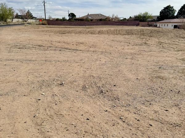 9008 EAGLE ROCK Avenue NE, Albuquerque, NM 87122