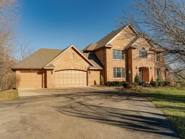 75 River Bluff Place NW, Rochester, MN 55901