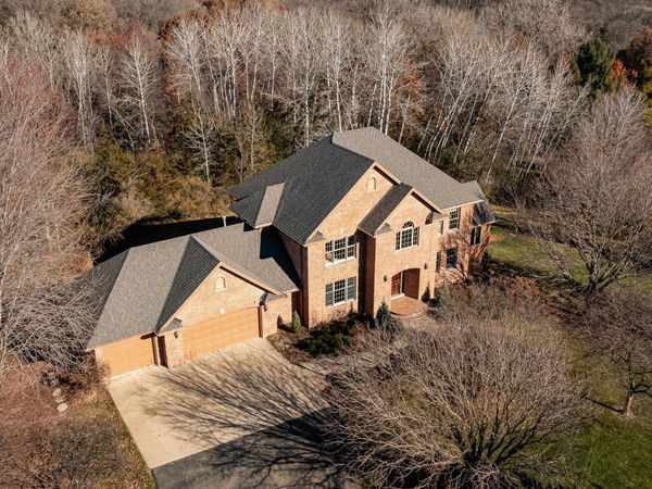 75 River Bluff Place NW, Rochester, MN 55901