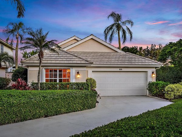 575 Masters Way, Palm Beach Gardens, FL 33418
