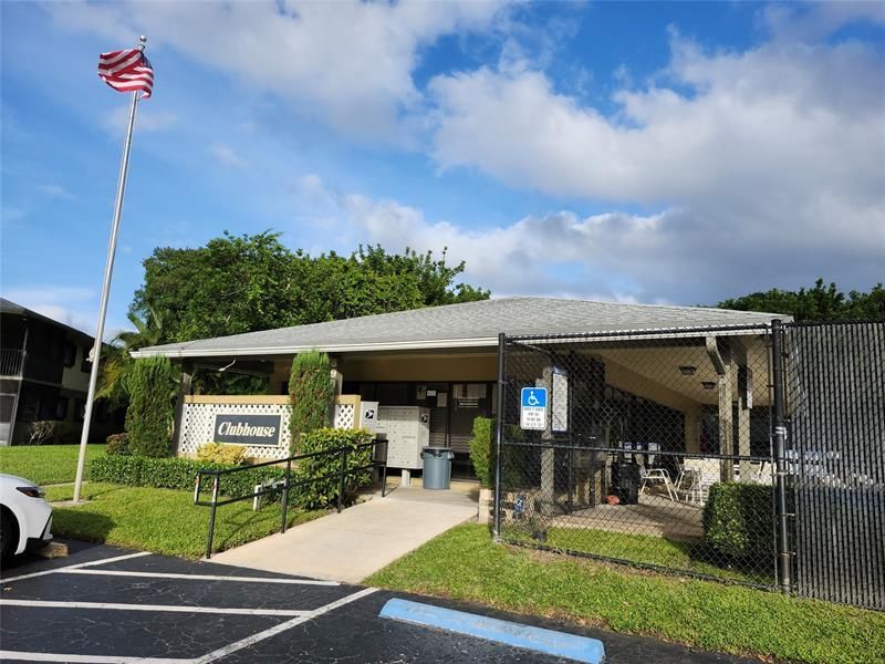 545 Trace Cir, Unit 105, Deerfield Beach, FL 33441 Photo