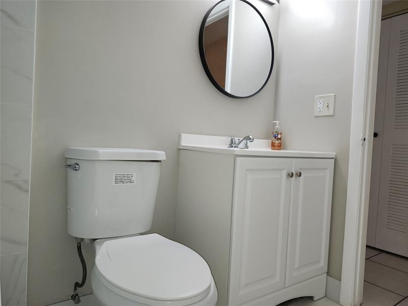 545 Trace Cir, Unit 105, Deerfield Beach, FL 33441 Photo