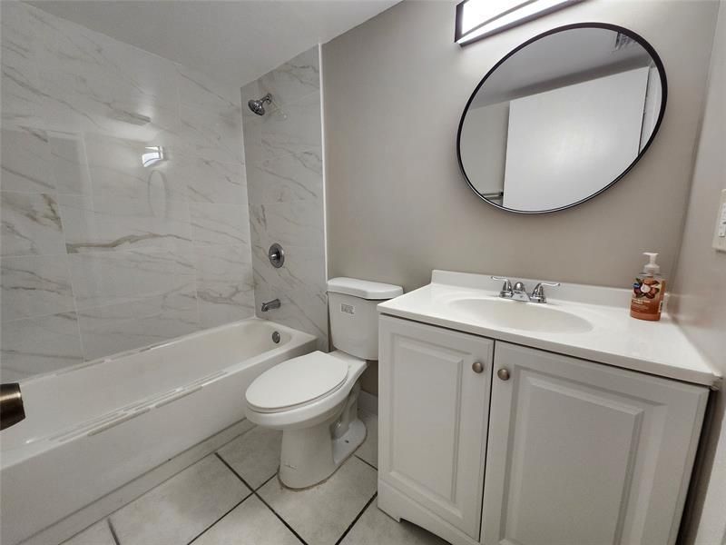 545 Trace Cir, Unit 105, Deerfield Beach, FL 33441 Photo