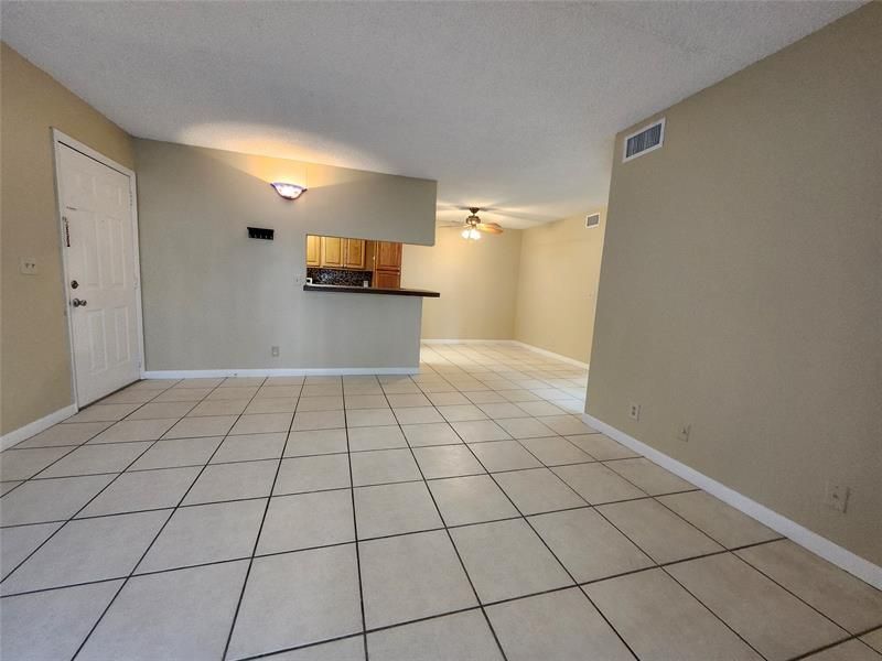 545 Trace Cir, Unit 105, Deerfield Beach, FL 33441 Photo