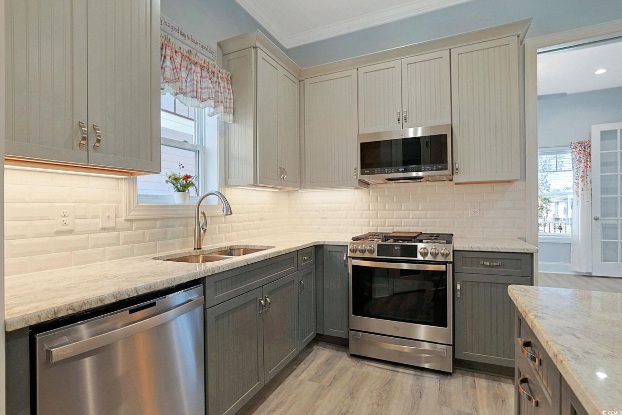 1104 Marsh View Dr. Photo 11