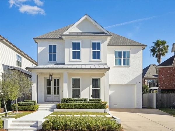 210 E MAPLE RIDGE Drive, Metairie, LA 70001