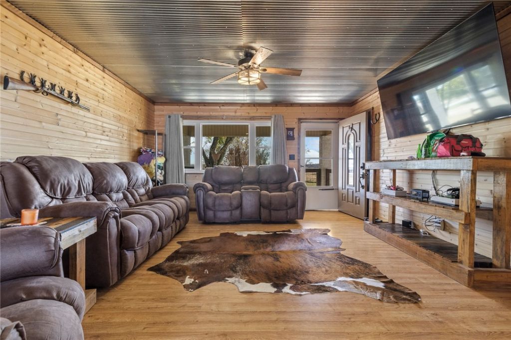 1669 E 206 Highway, Everton, AR 72633 Main Photo