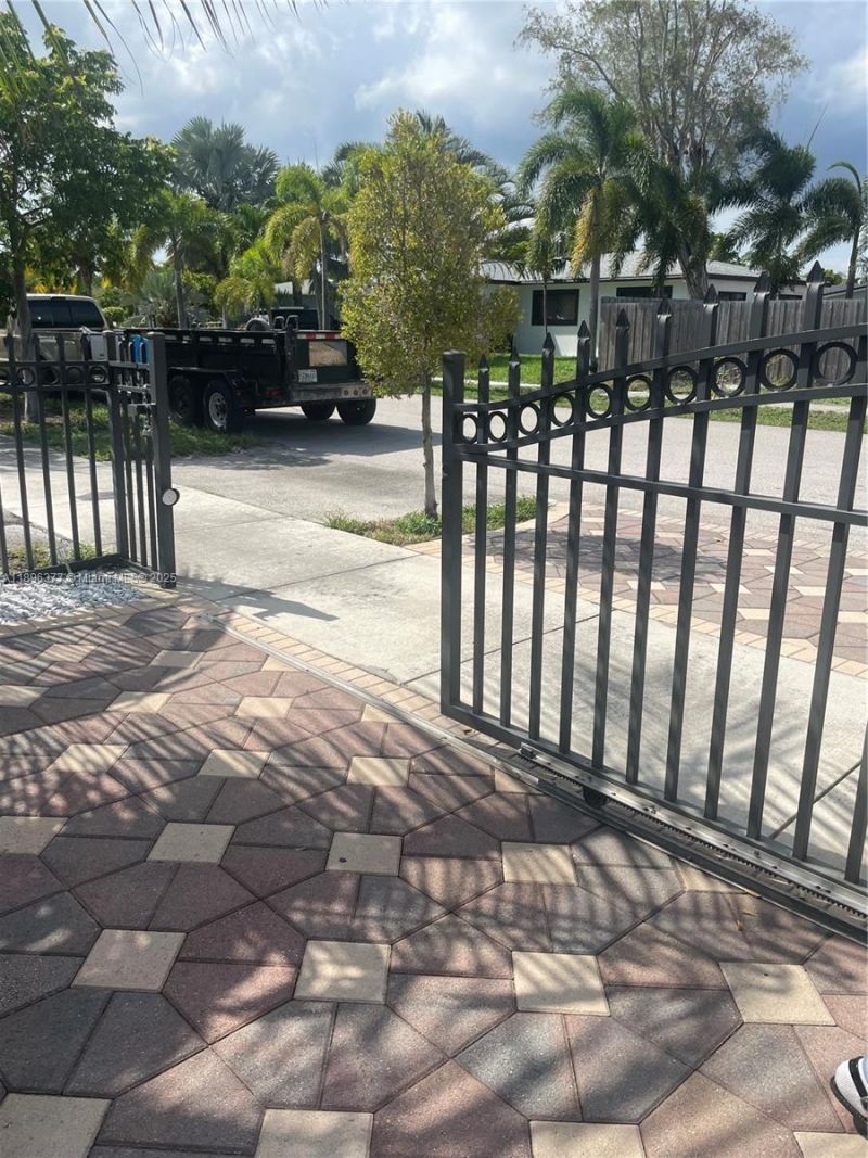 240 NE 27th St, Unit 1, Pompano Beach, FL 33064 Photo