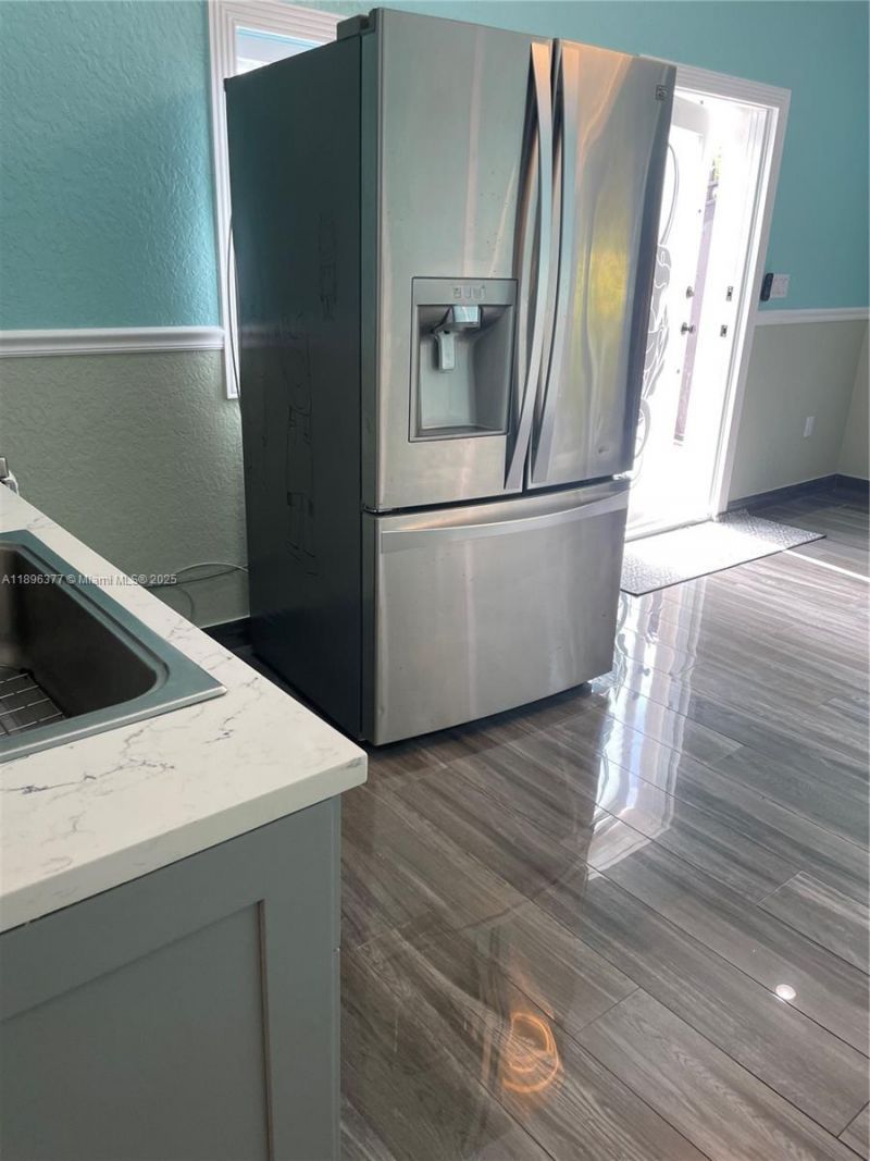 240 NE 27th St, Unit 1, Pompano Beach, FL 33064 Photo