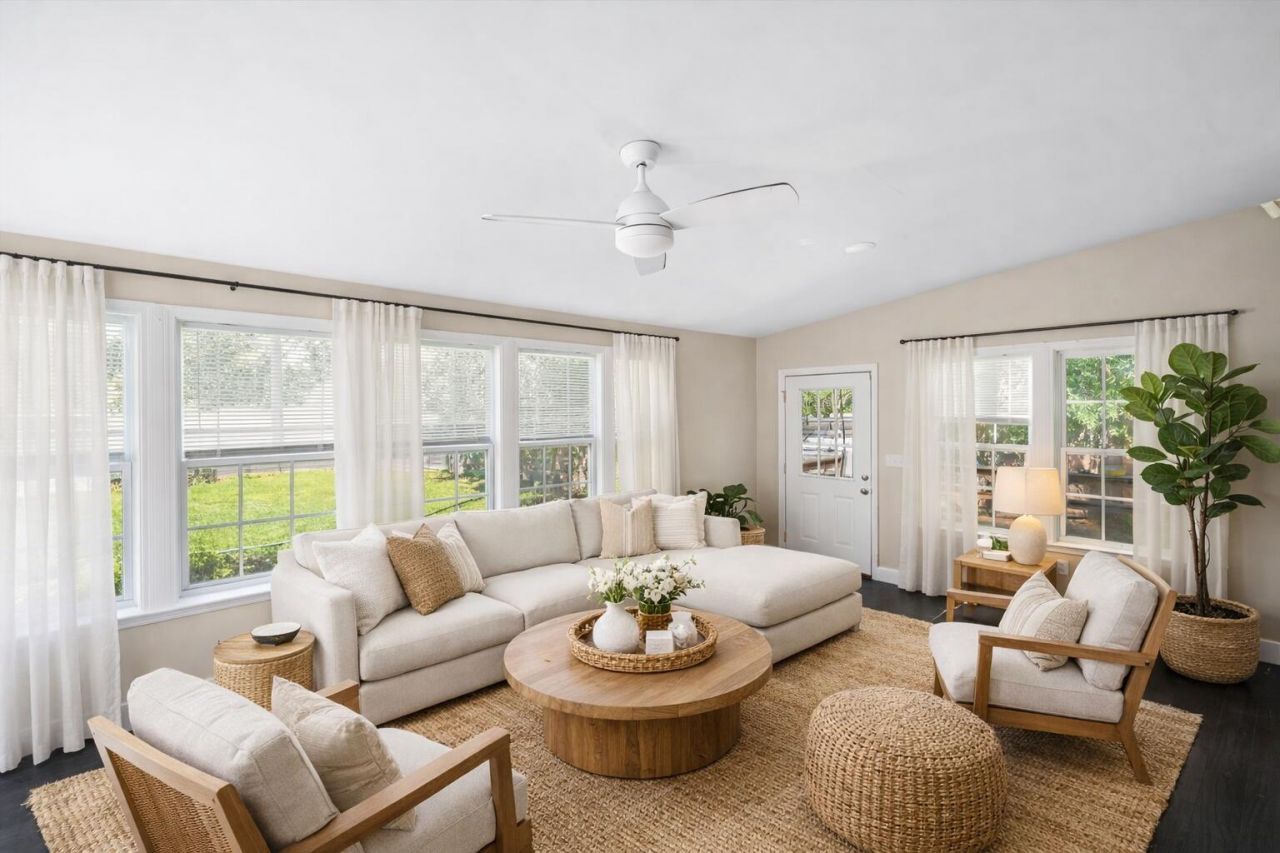 5325 Helene Drive Photo 10