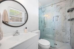 5325 Helene Drive photo 4