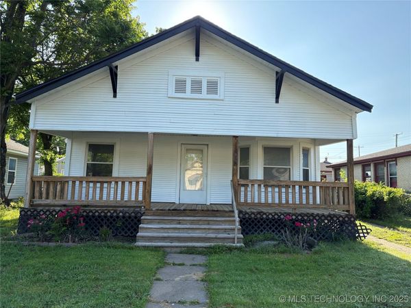 108 N Creek Avenue, Bartlesville, OK 74003