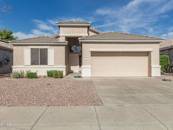 17632 W ARCADIA Drive, Surprise, AZ 85374