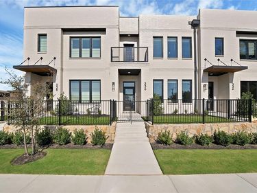 336 Nursery Lane, Fort Worth, TX 76114