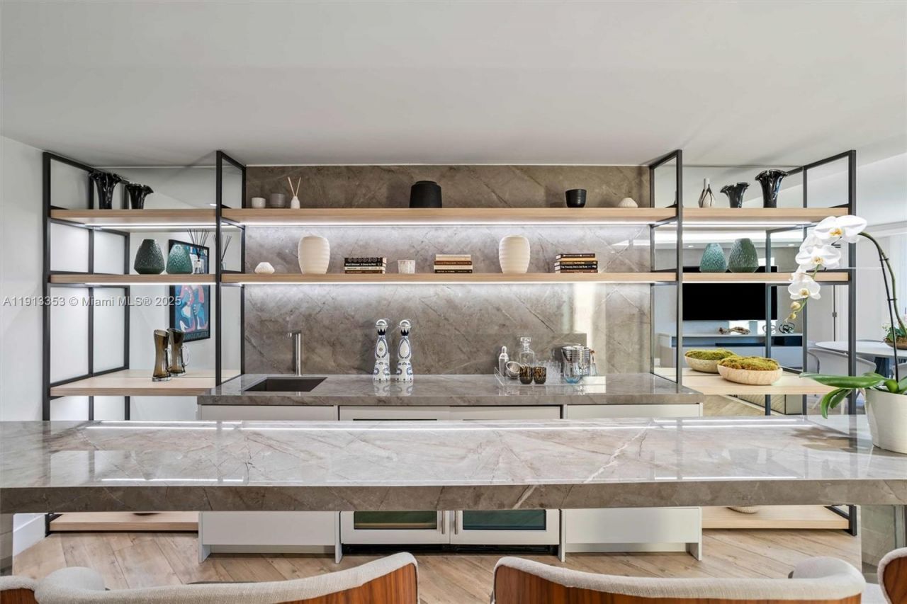 2301 Collins Ave, Unit 1432, Miami Beach, FL 33139 Photo