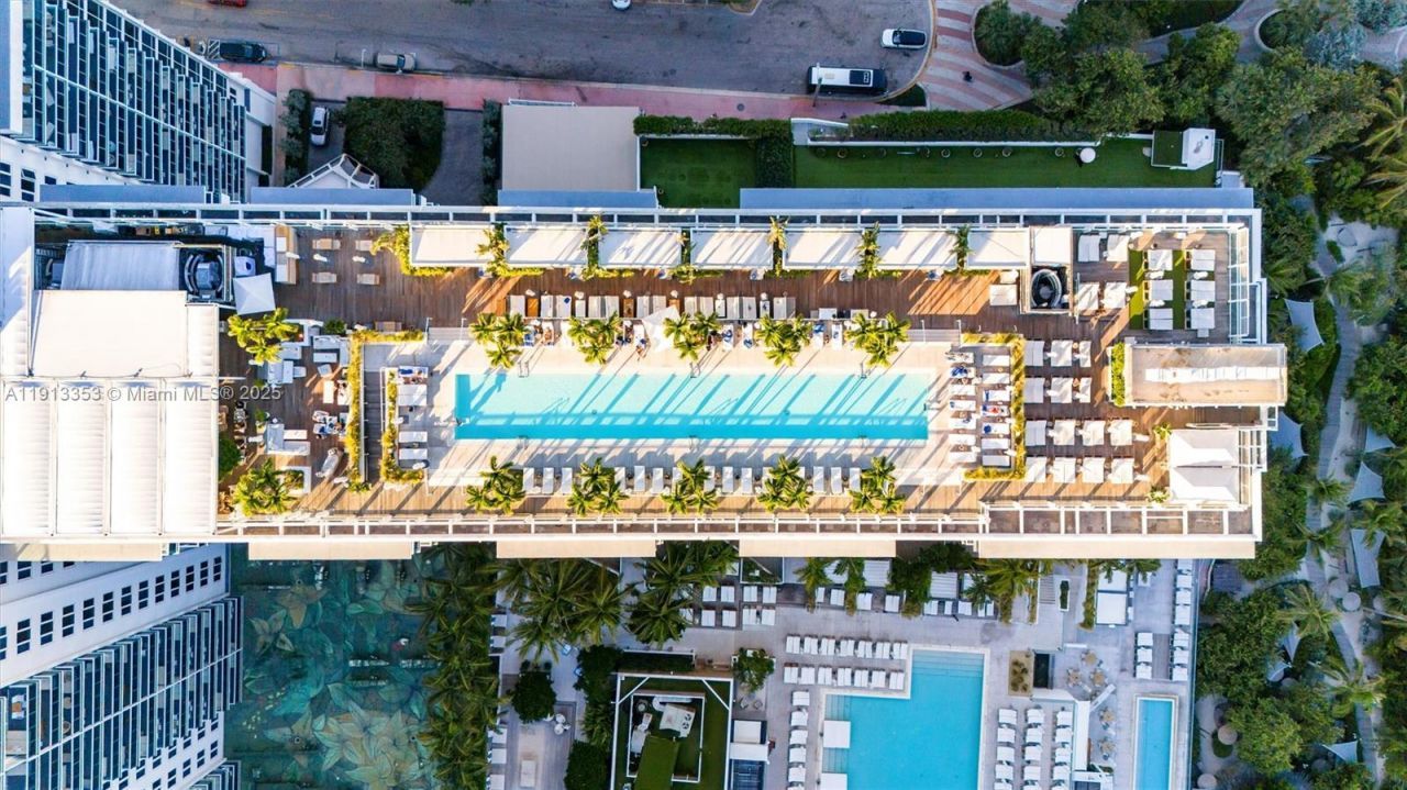 2301 Collins Ave, Unit 1432, Miami Beach, FL 33139 Photo