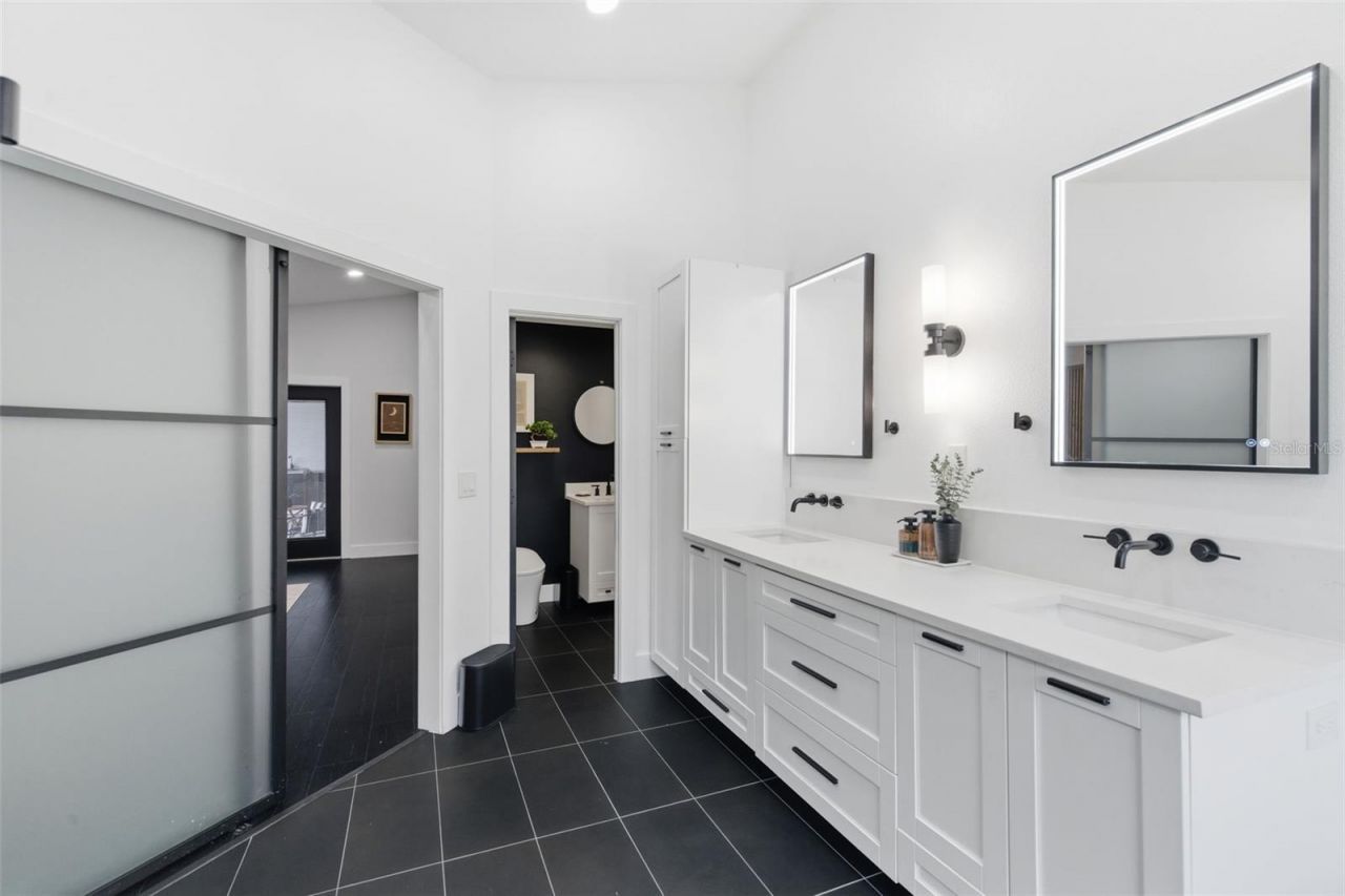 28809 Bennington Drive, Wesley Chapel, FL 33544 Photo