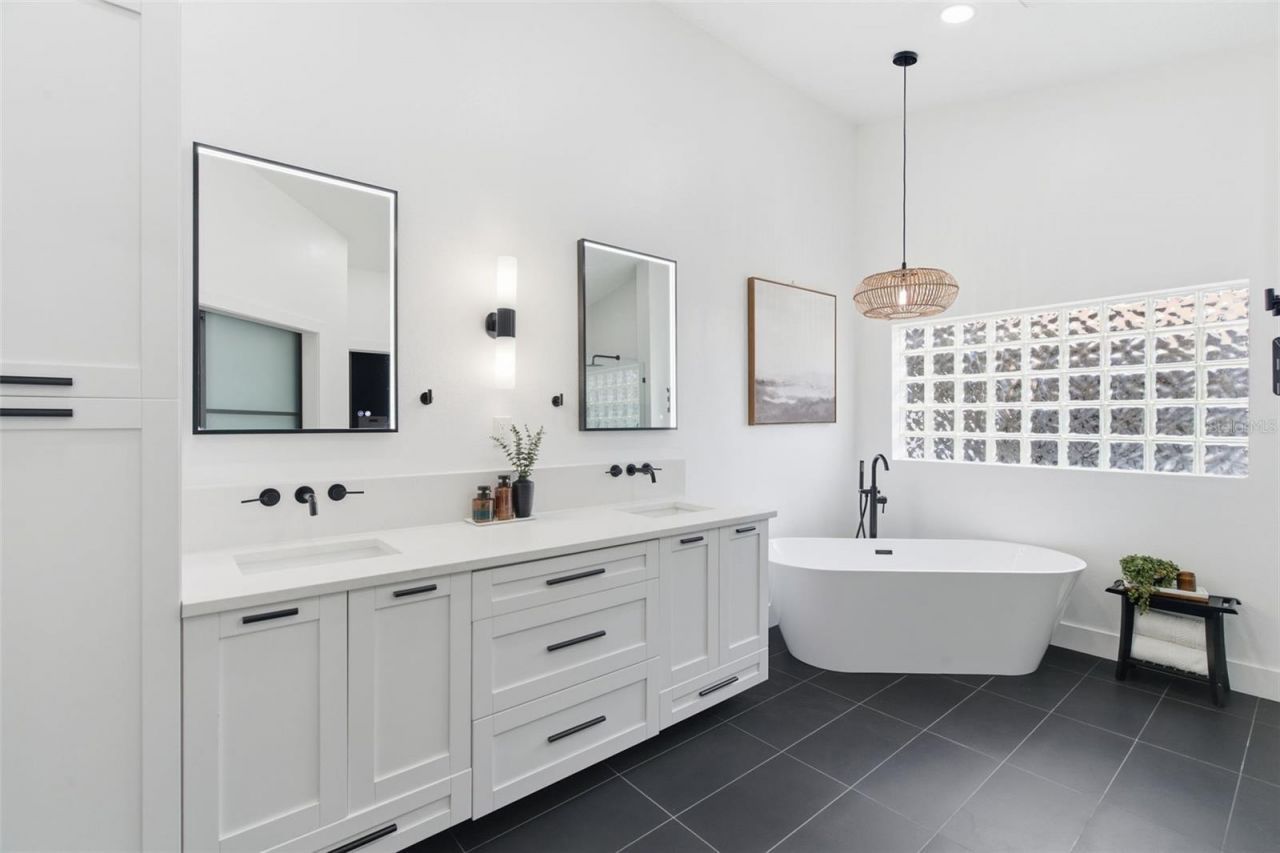 28809 Bennington Drive, Wesley Chapel, FL 33544 Photo