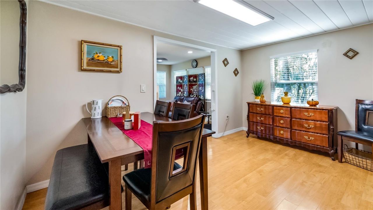 172 S Virginia Avenue, Center Hill, FL 33514 Photo