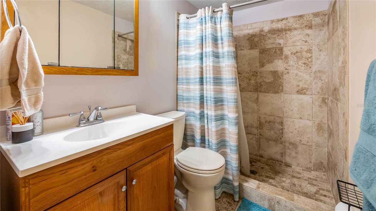 172 S Virginia Avenue, Center Hill, FL 33514 Photo