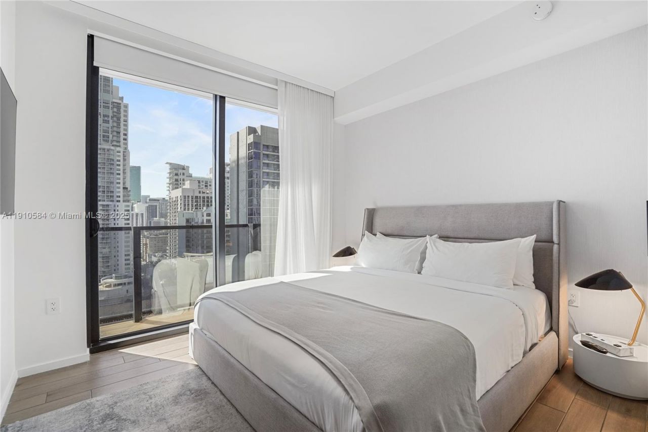 398 NE 5th St, Unit 1811, Miami, FL 33132 Photo