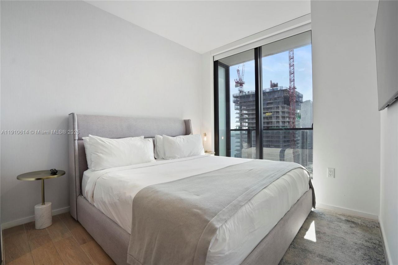 398 NE 5th St, Unit 3618, Miami, FL 33132 Photo