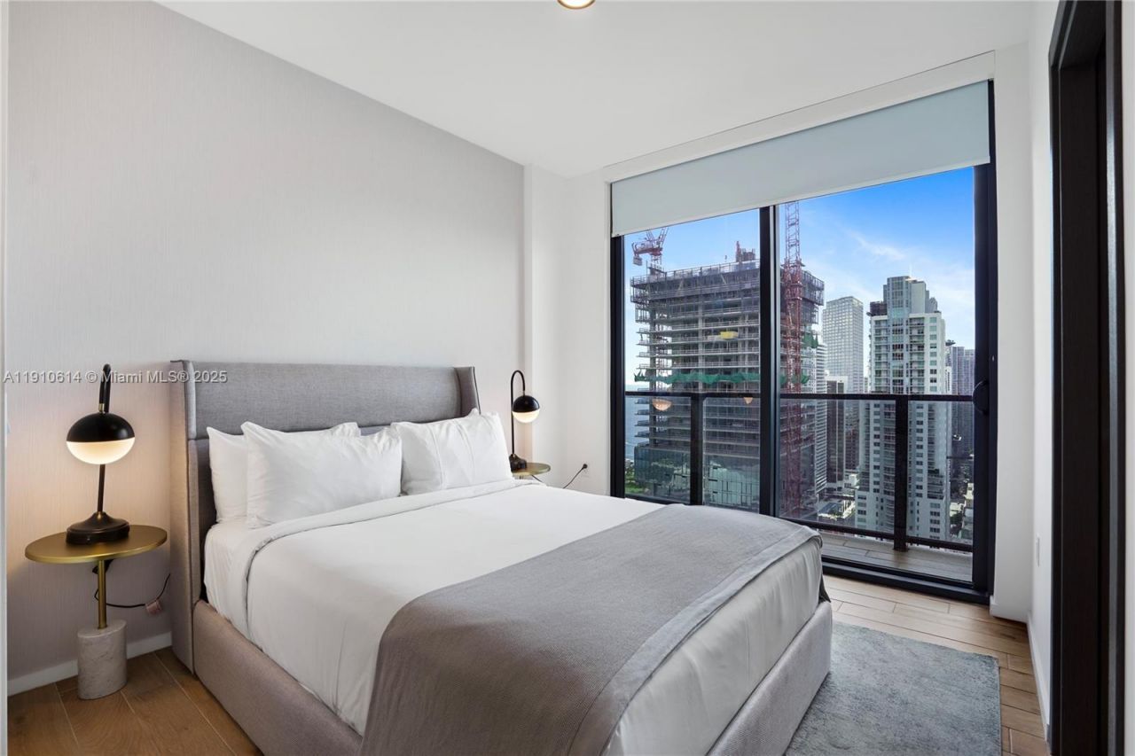 398 NE 5th St, Unit 3618, Miami, FL 33132 Photo