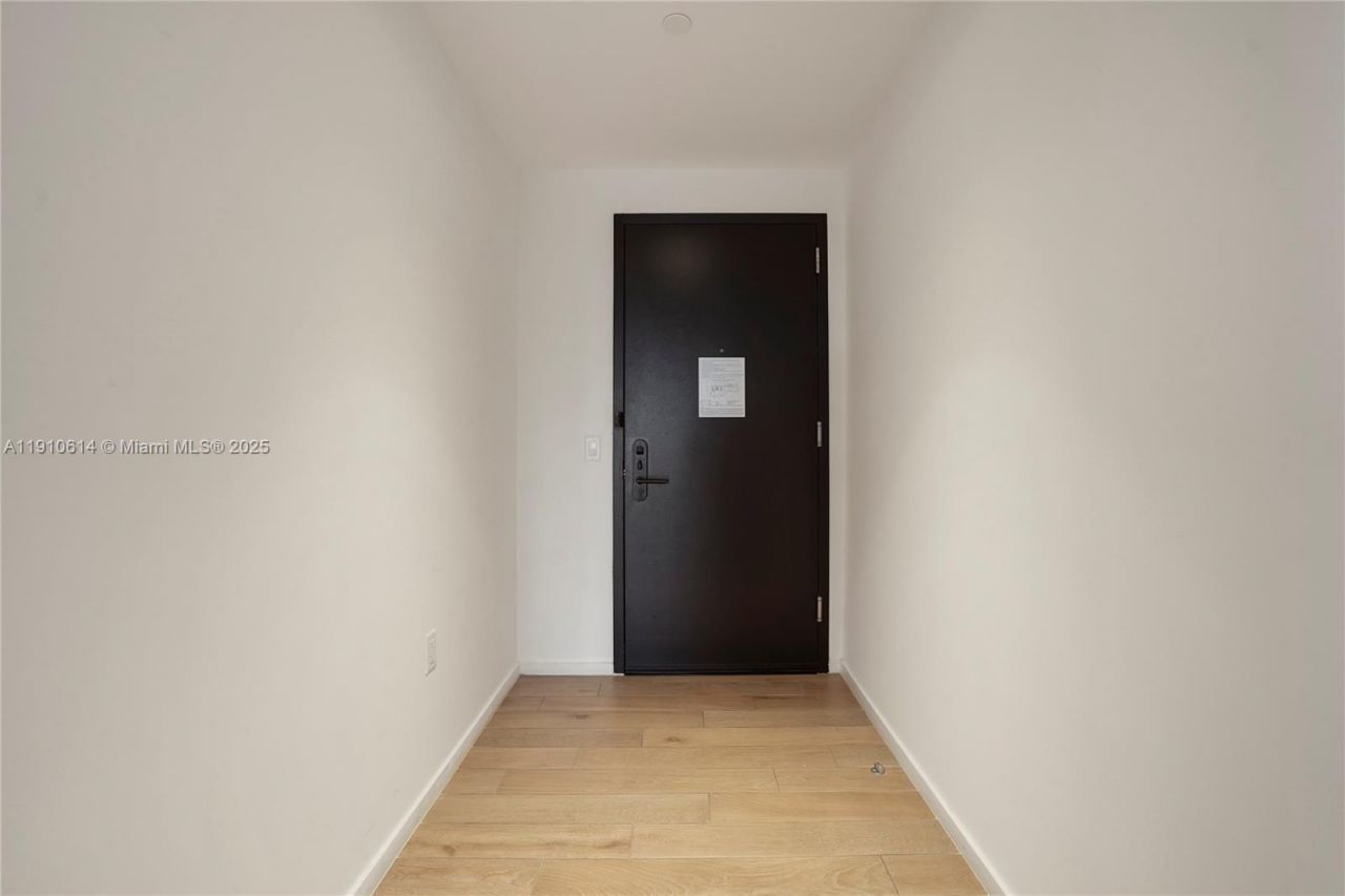 398 NE 5th St, Unit 3618, Miami, FL 33132 Photo