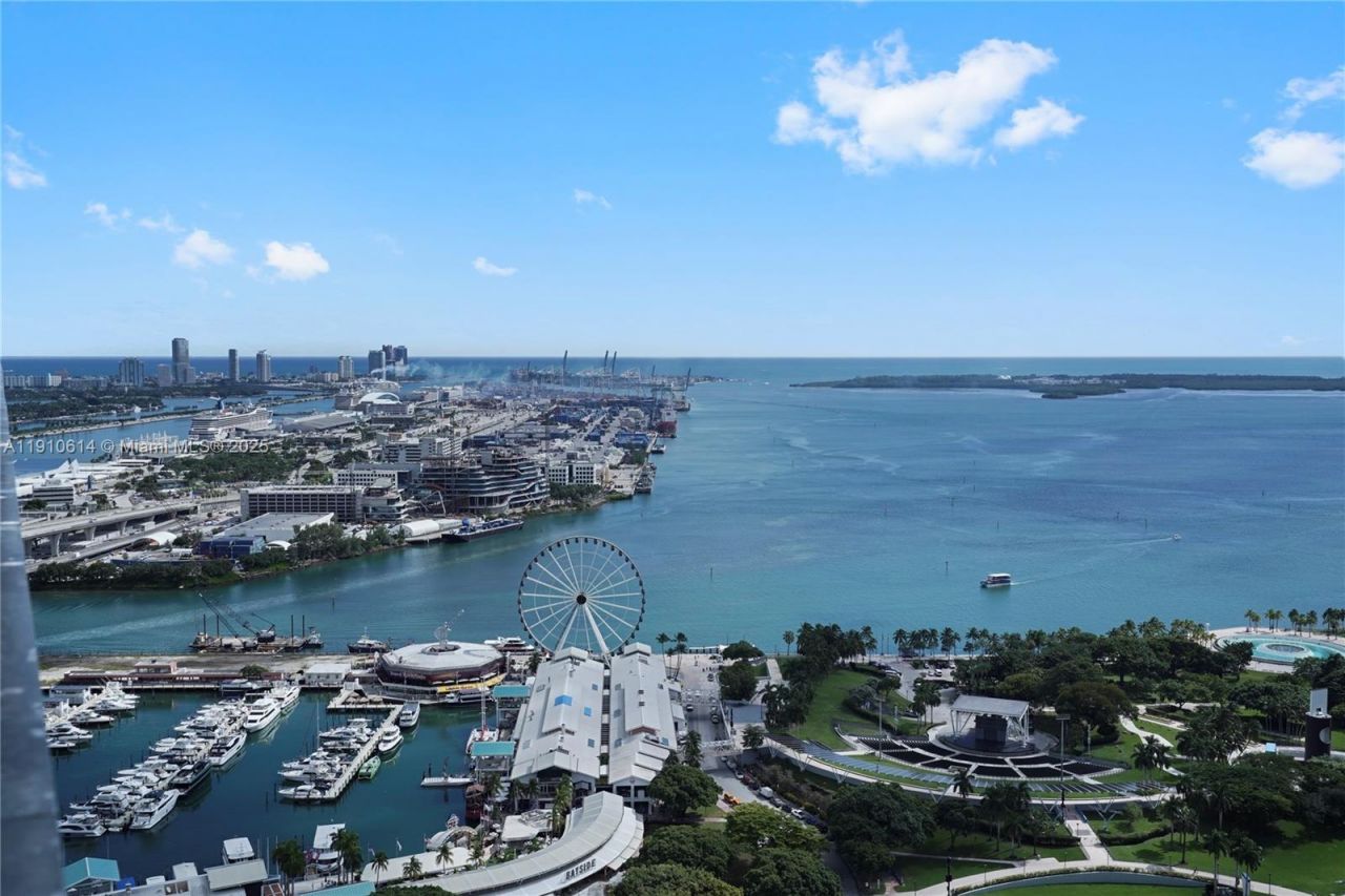 398 NE 5th St, Unit 3618, Miami, FL 33132 Photo