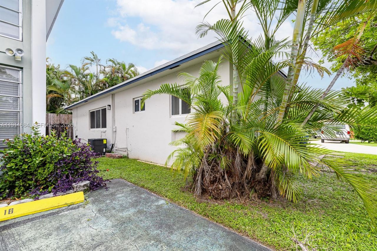 1508 E Garfield St, Hollywood, FL 33020 Photo