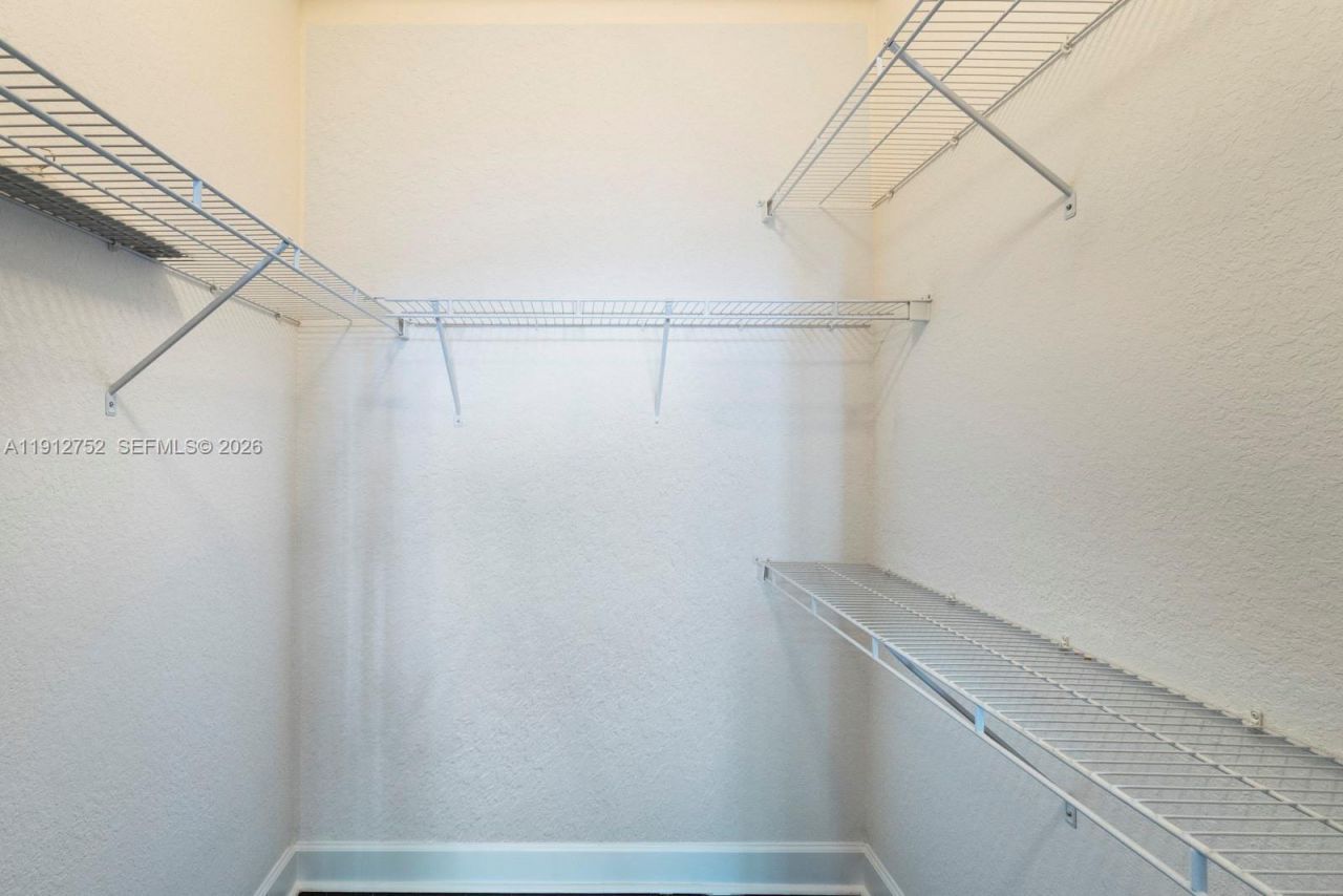 6001 SW 70th St, Unit 139, South Miami, FL 33143 Photo