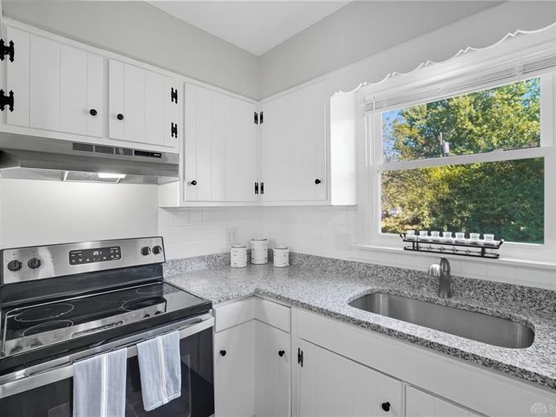 1709 Berwick Lane, Middletown, OH 45042 Photo 17