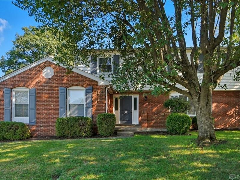 1709 Berwick Lane, Middletown, OH 45042 Photo 2