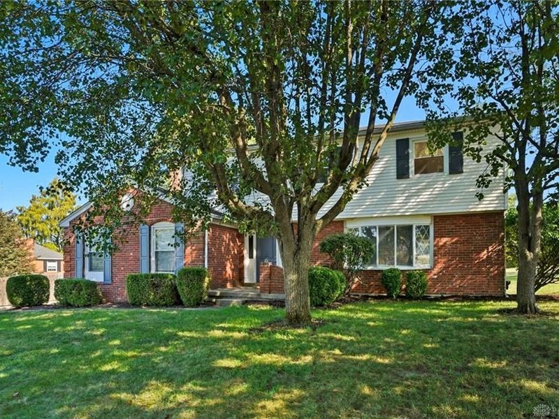 1709 Berwick Lane, Middletown, OH 45042 Photo 3