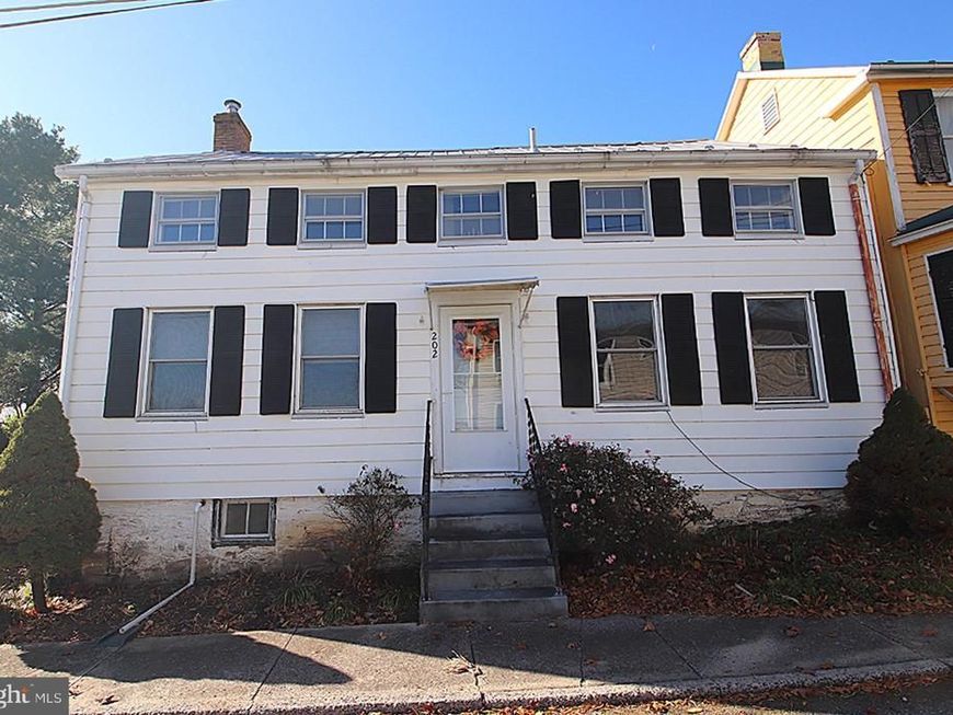 202 E Main Street, Burkittsville, MD 21718 Main Photo