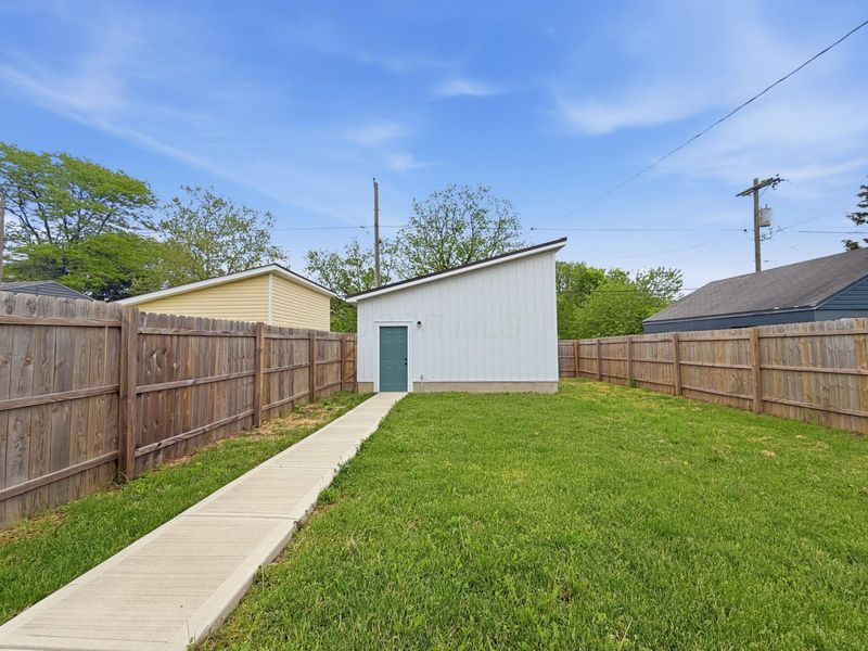 172 Whitethorne Avenue, Columbus, OH 43223 Photo 26