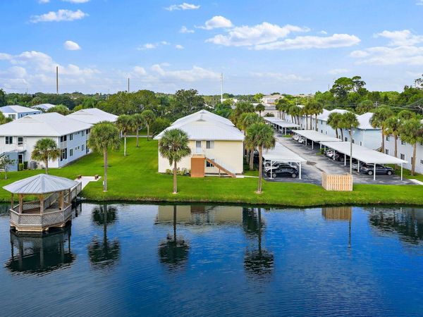 212 SE Village Drive, Unit 212, Port Saint Lucie, FL 34952