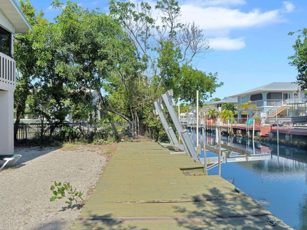 3943 Venna Road, Big Pine, FL 33043