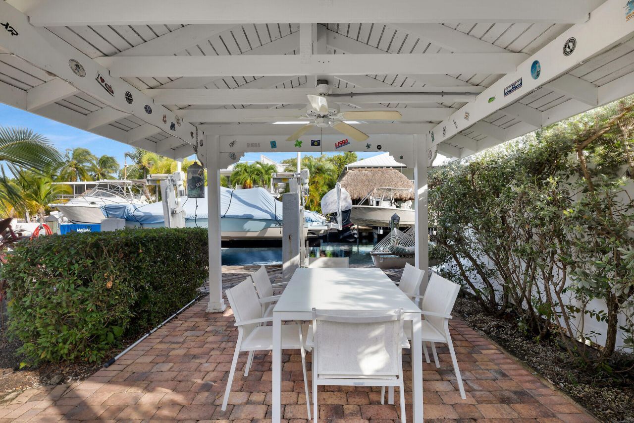 375 S Coconut Palm Boulevard, Tavernier, FL 33070 Photo