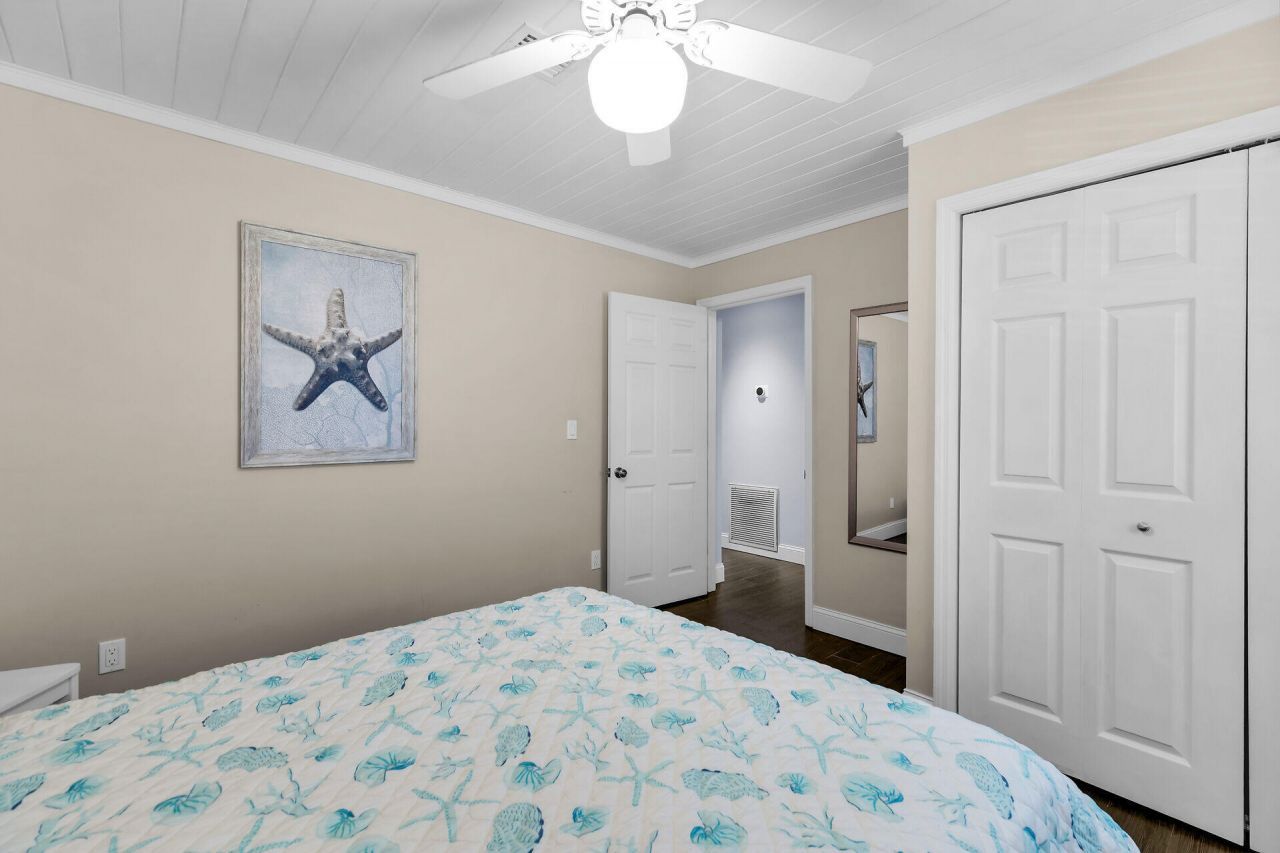 375 S Coconut Palm Boulevard, Tavernier, FL 33070 Photo