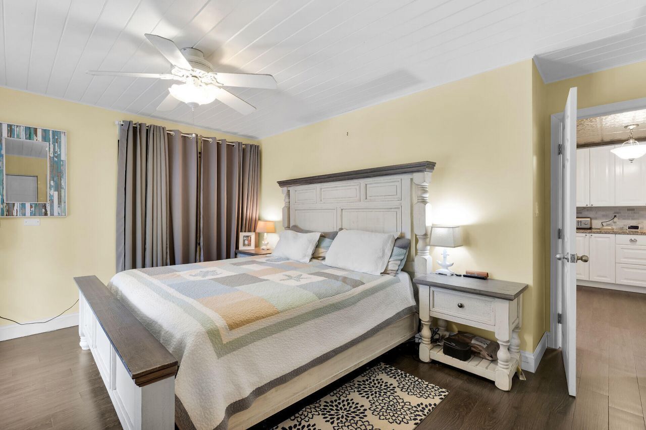 375 S Coconut Palm Boulevard, Tavernier, FL 33070 Photo