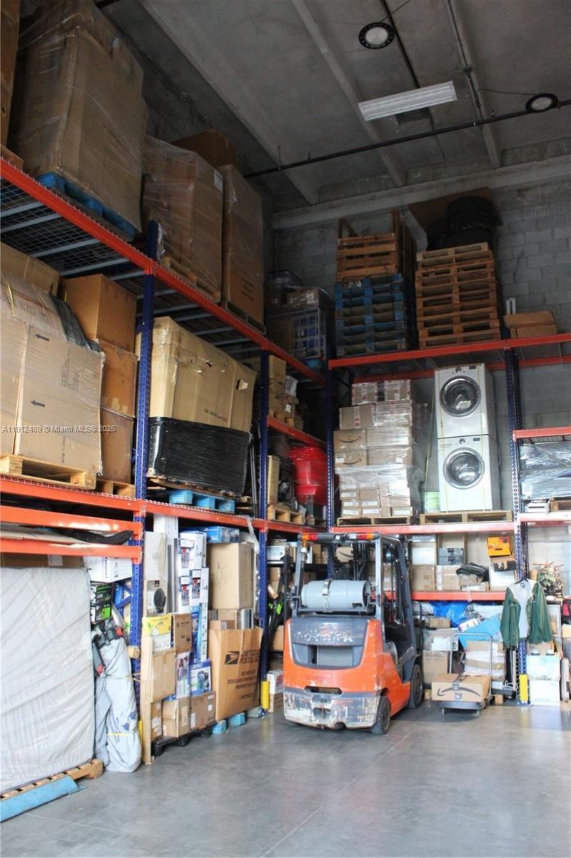 10891 NW 17th St, Unit 140, Sweetwater, FL 33172 Photo