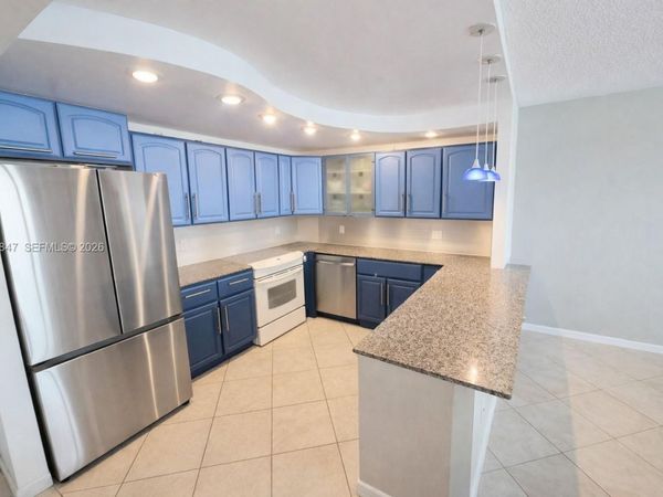 3800 S Ocean Dr, Unit 818, Hollywood, FL 33019