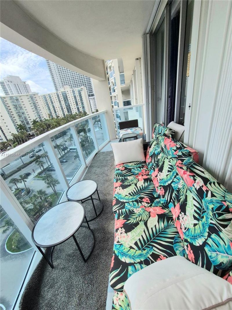 3800 S Ocean Dr, Unit 818, Hollywood, FL 33019 Photo