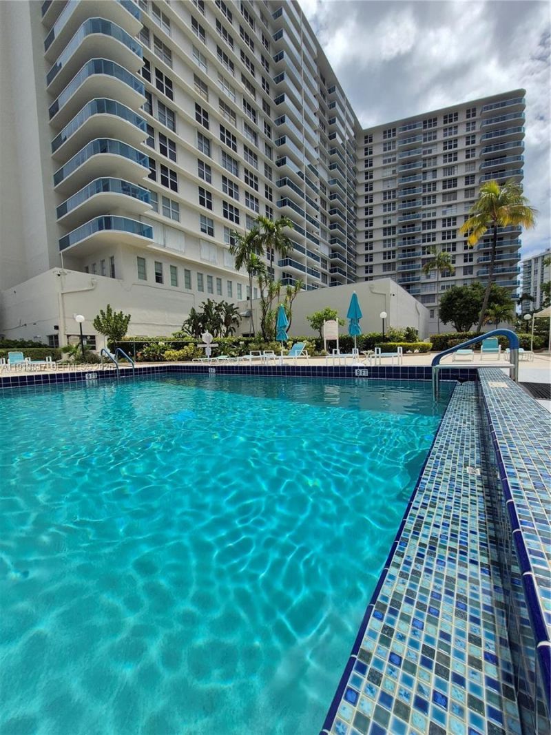 3800 S Ocean Dr, Unit 818, Hollywood, FL 33019 Photo
