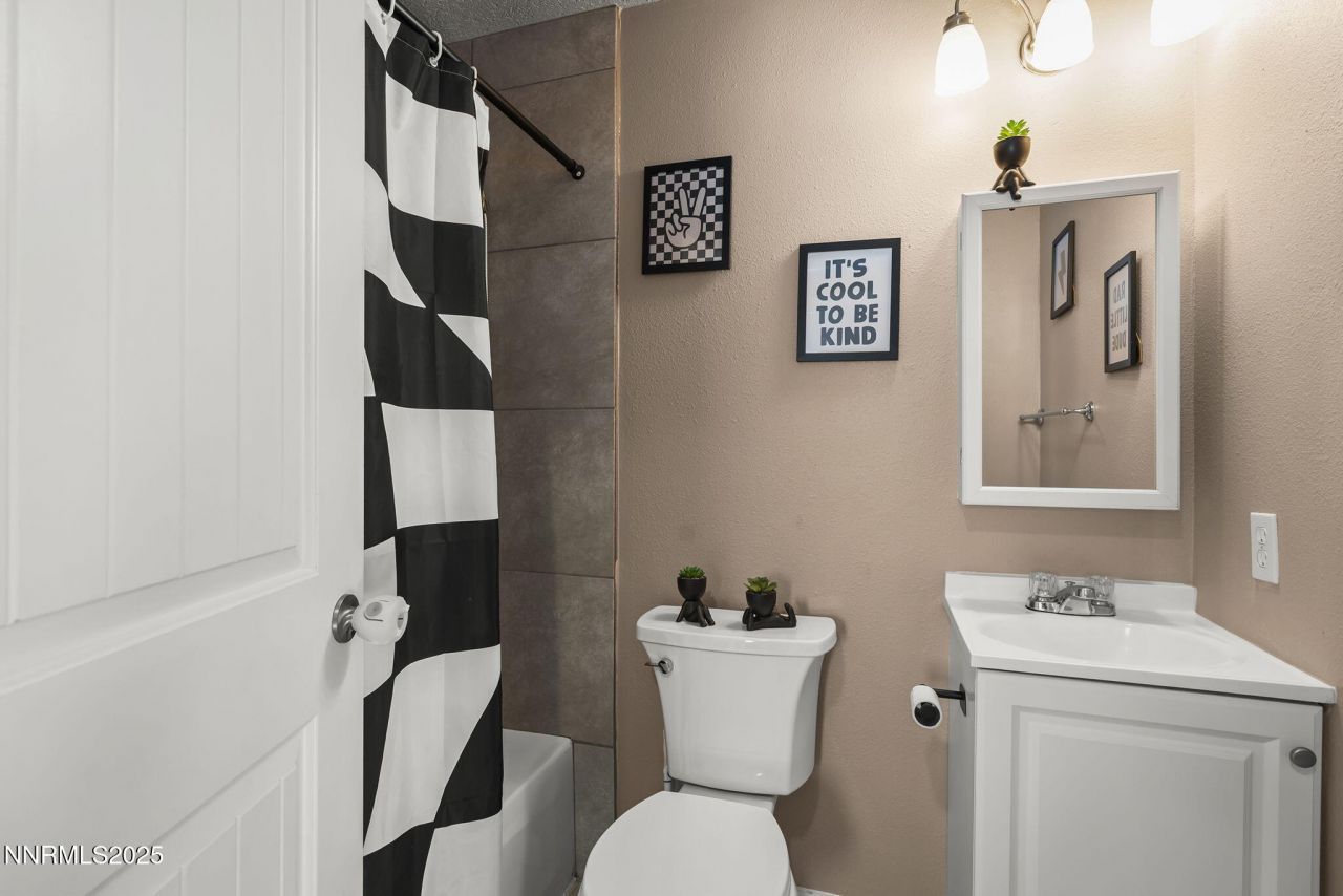 11600 Tupelo Street, Reno, NV 89506 Photo