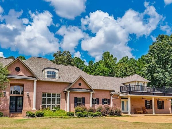 505 Woodland Hills Drive, Oxford, MS 38655