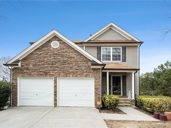 665 Sable View Lane , Atlanta, GA 30349